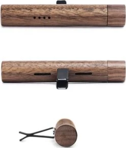 Luxe Autoparfum - Auto Luchtverfrisser Hout - Incl. 2 Geuren! - Zwarte Walnoot - Massief Houten Auto Geur - Air Vent - Aromatherapie - Airconditioner Diffuser - Auto Parfum - Hout - Clip - Navulbaar -Parfum Winkel 1022x1200 1
