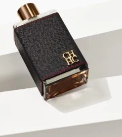 Carolina Herrera - CH For Man ( Exclusive Large Package ) - Eau De Toilette - 200ML -Parfum Winkel 1073x1200 1