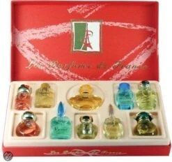 Charrier Franse Parfum Geschenkset - 10 Miniaturen - Geurengeschenkset -Parfum Winkel 1200x1125 1
