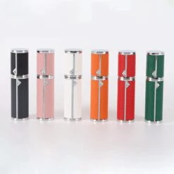 Hervulbare Parfumverstuiver-5ml-Mini Parfumverstuiver-Kleine Spuitfles Voor Parfum-Lege Parfumflesje Voor Op Reis Glasspray Draagbaar Parfumpakket Met Lederen Hoes - Mandarijn Groen -Parfum Winkel 1200x1200 621