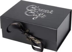 GreatGift® - Cadeaupakket Voor Hem - Met Riem - AXE Parfum - 2x AXE Shampoo - 16x Ferrero Rocher Chocolade -Parfum Winkel 1200x863 1