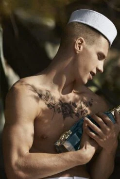 Jean Paul Gaultier Le Beau - 75 Ml - Eau De Toilette Spray - Herenparfum -Parfum Winkel 803x1200 5